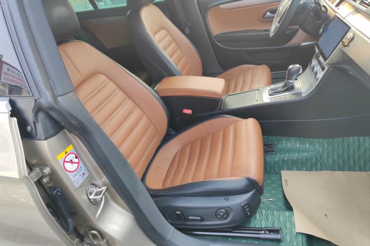 Used Volkswagen FAW-Volkswagen CC 2015 1.8TSI Luxury Model Right Front Seat