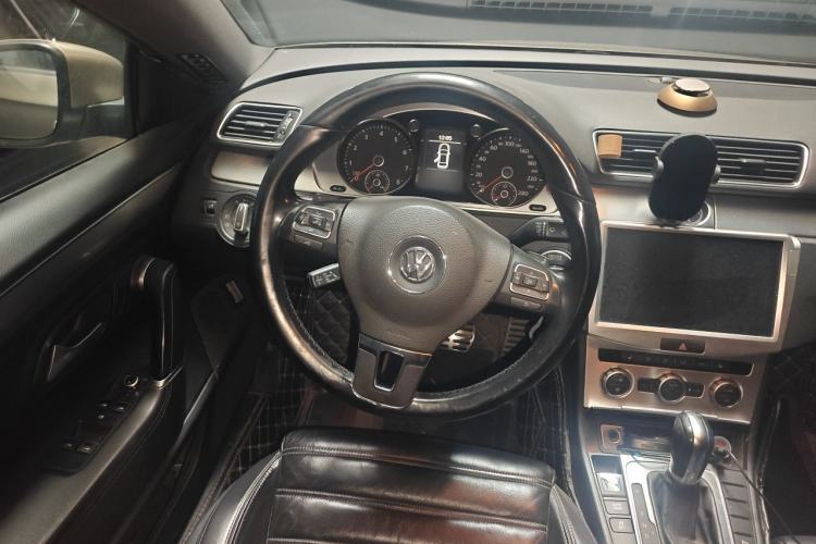 Used Volkswagen FAW-Volkswagen CC 2015 1.8TSI Prestige Model Steering Wheel