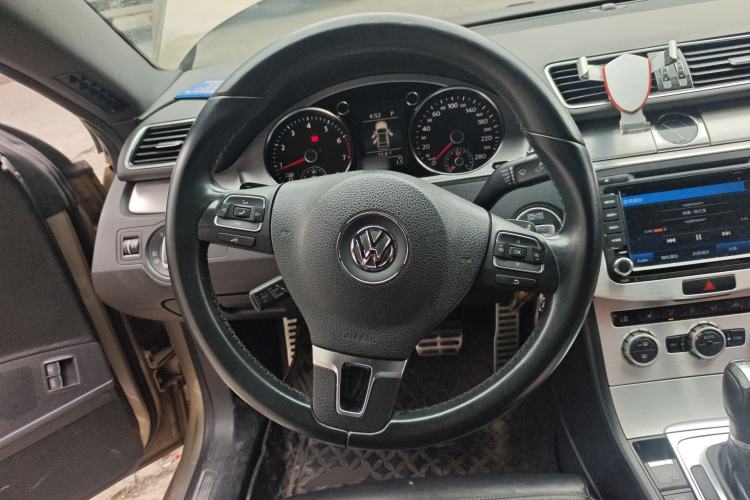 Used Volkswagen FAW-Volkswagen CC 2015 1.8TSI Prestige Model Steering Wheel