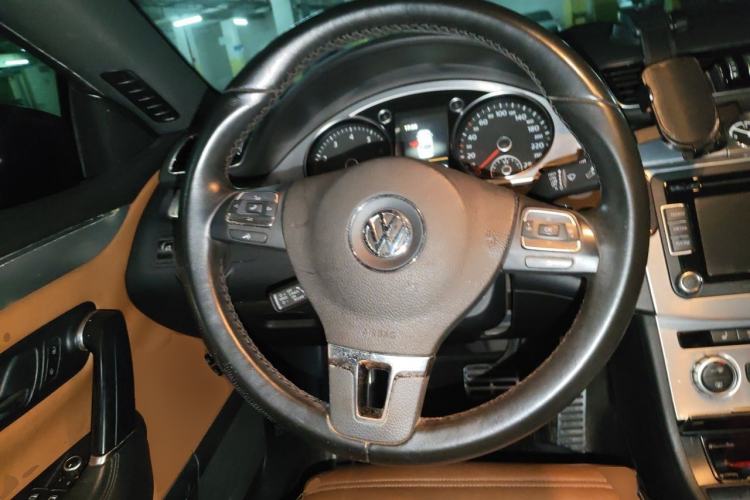 Used Volkswagen FAW-Volkswagen CC 2015 2.0 TSI Luxury Model Steering Wheel