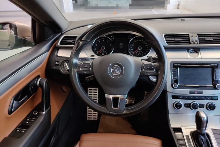 Used Volkswagen FAW-Volkswagen CC 2015 2.0 TSI Luxury Model Steering Wheel