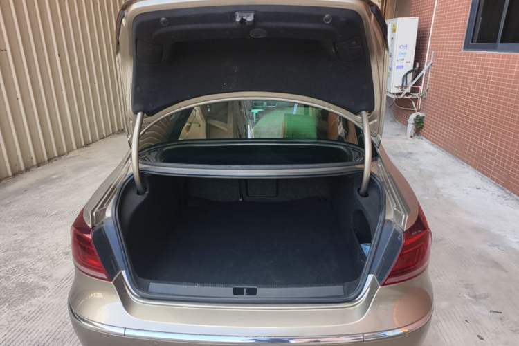 Used Volkswagen FAW-Volkswagen CC 2015 2.0 TSI Luxury Model Trunk
