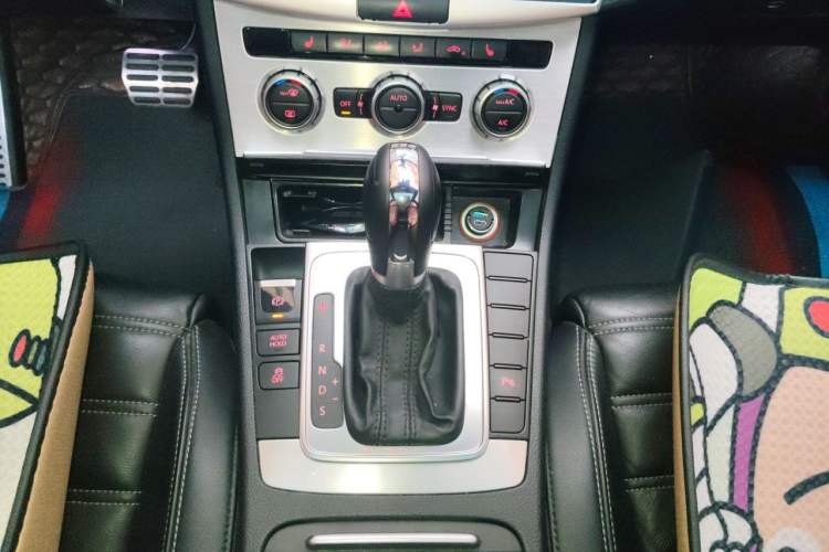 Used Volkswagen FAW-Volkswagen CC 2016 1.8TSI Prestige Model Gear Lever