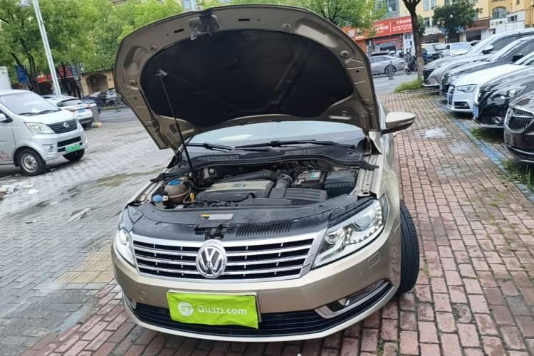 Used Volkswagen FAW-Volkswagen CC 2016 1.8TSI Prestige Model Engine Bay