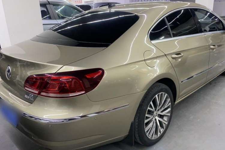 Used Volkswagen FAW-Volkswagen CC 2016 2.0 TSI Luxury Model Exterior 3