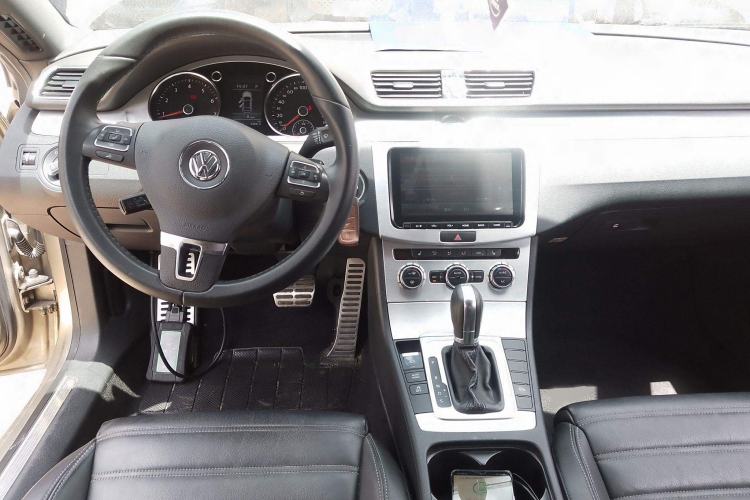 Used Volkswagen FAW-Volkswagen CC 2016 1.8TSI Prestige Model Interior 2