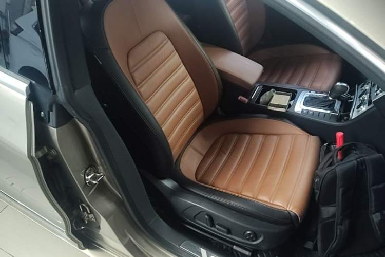 Used Volkswagen FAW-Volkswagen CC 2016 1.8TSI Luxury Model Right Front Seat