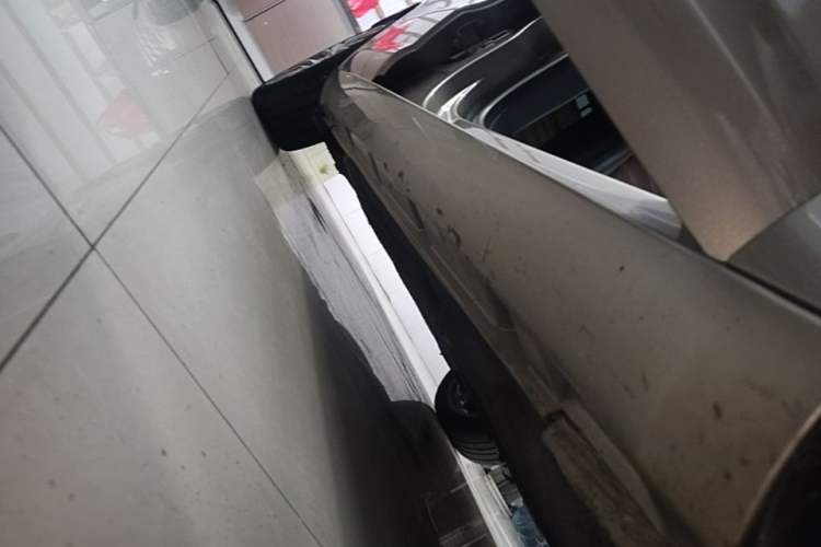 Used Volkswagen FAW-Volkswagen CC 2016 1.8TSI Luxury Model Right Side Sill