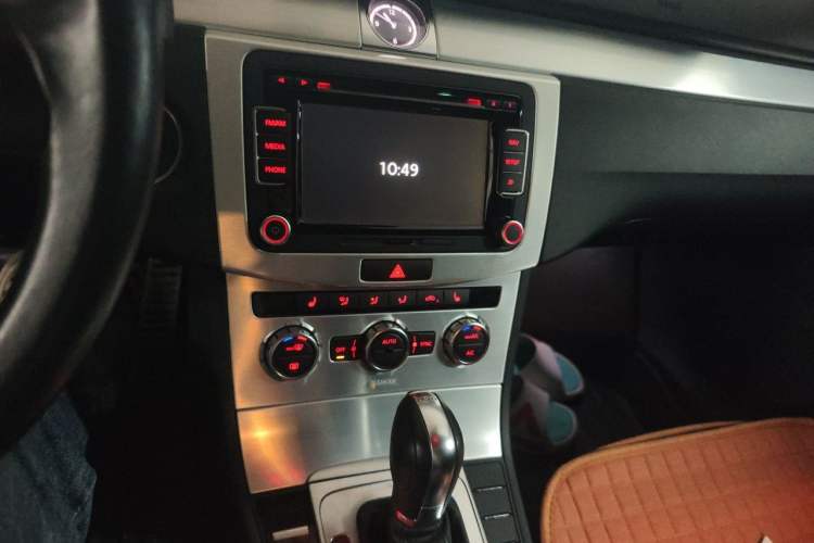 Used Volkswagen FAW-Volkswagen CC 2016 1.8TSI Luxury Model Audio And AC Panel