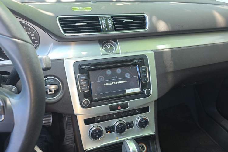 Used Volkswagen FAW-Volkswagen CC 2016 1.8TSI Luxury Model Audio And AC Panel