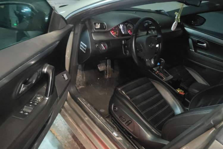 Used Volkswagen FAW-Volkswagen CC 2016 1.8TSI Prestige Model Driver Seat