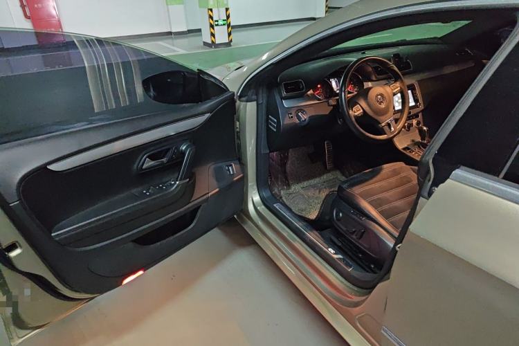 Used Volkswagen FAW-Volkswagen CC 2016 2.0 TSI Luxury Model Driver Seat