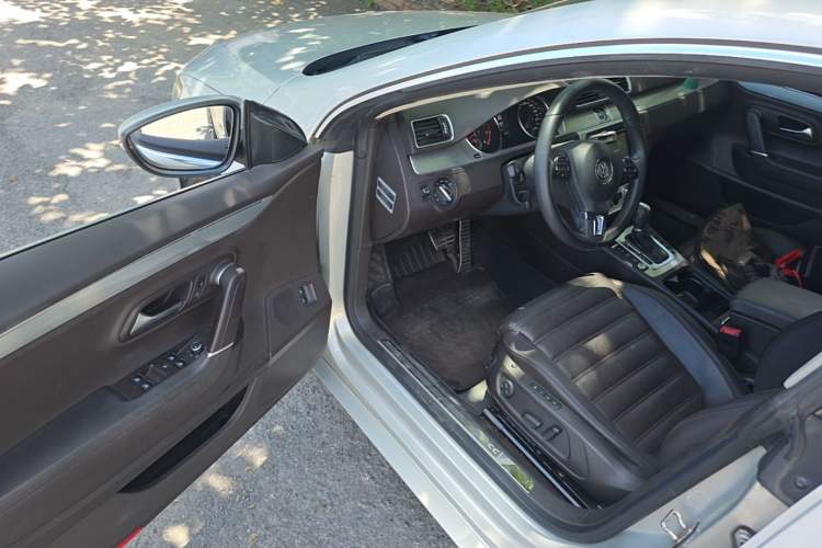 Used Volkswagen FAW-Volkswagen CC 2016 1.8TSI Luxury Model Driver Seat