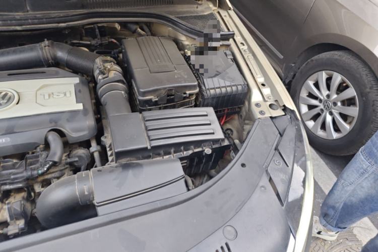 Used Volkswagen FAW-Volkswagen CC 2016 2.0 TSI Ultimate Edition Engine Bay Left