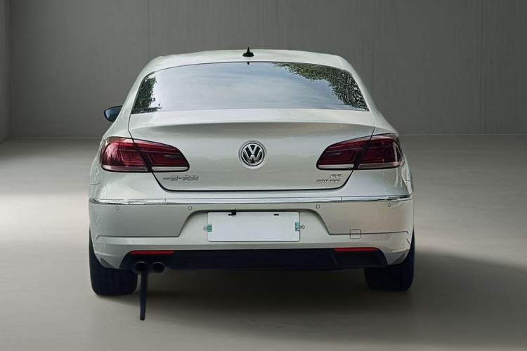 Used Volkswagen FAW-Volkswagen CC 2016 1.8TSI Luxury Model Exterior 3