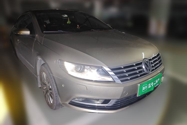 Used Volkswagen FAW-Volkswagen CC 2016 2.0 TSI Luxury Model Front Right 45 Deg