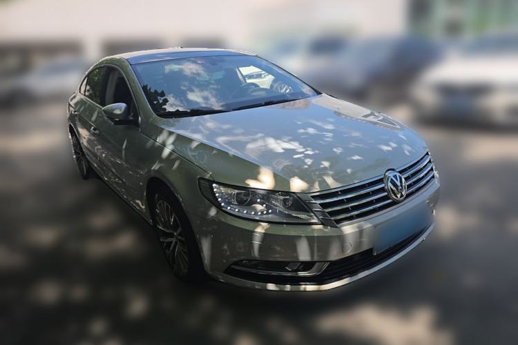 Used Volkswagen FAW-Volkswagen CC 2016 1.8TSI Luxury Model Front Right 45 Deg