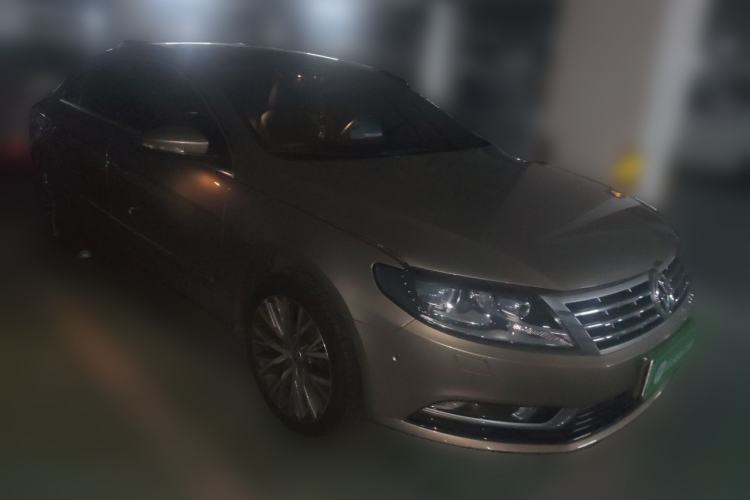 Used Volkswagen FAW-Volkswagen CC 2016 1.8TSI Luxury Model Front Right 45 Deg