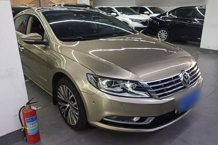 Used Volkswagen FAW-Volkswagen CC 2016 2.0 TSI Luxury Model Front Right 45 Deg