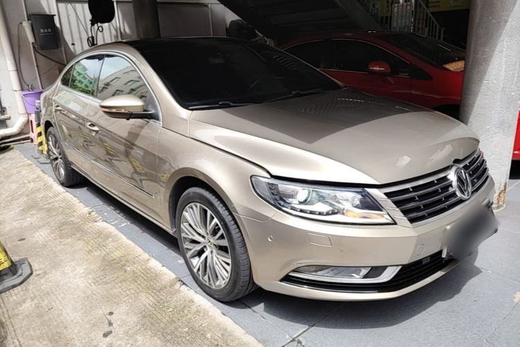 Used Volkswagen FAW-Volkswagen CC 2016 1.8TSI Luxury Model Front Right 45 Deg