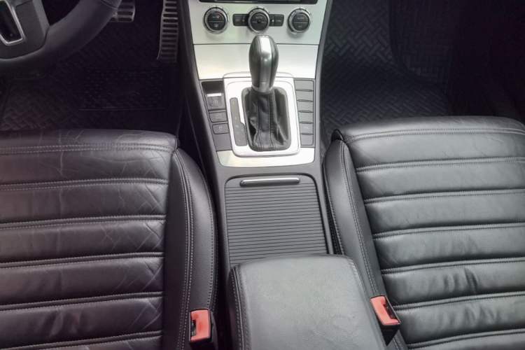 Used Volkswagen FAW-Volkswagen CC 2016 1.8TSI Prestige Model Gear Lever