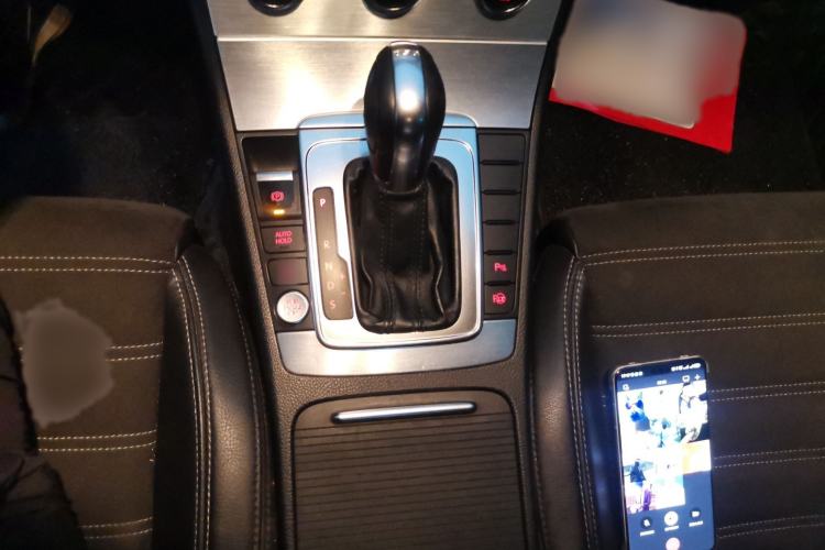 Used Volkswagen FAW-Volkswagen CC 2016 1.8TSI Luxury Model Gear Lever