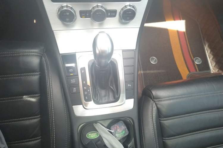 Used Volkswagen FAW-Volkswagen CC 2016 1.8TSI Prestige Model Gear Lever