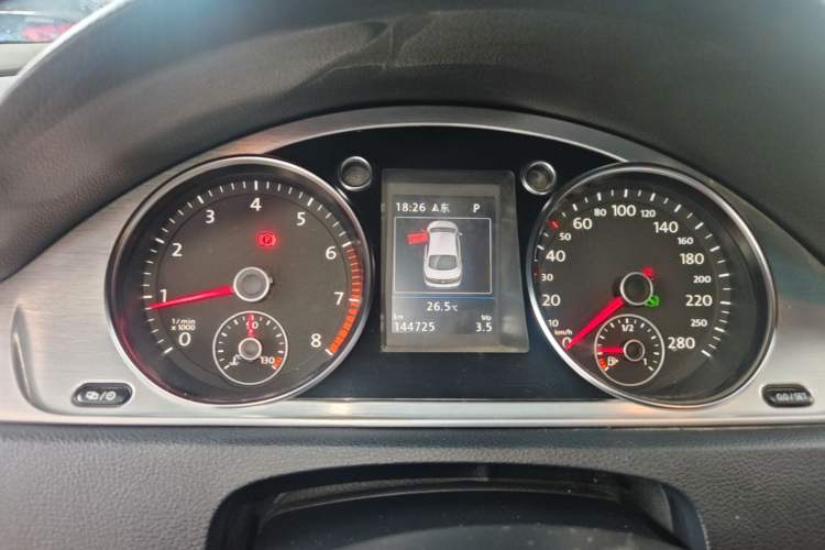 Used Volkswagen FAW-Volkswagen CC 2016 1.8TSI Luxury Model Instrument Cluster