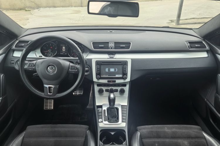 Used Volkswagen FAW-Volkswagen CC 2016 1.8TSI Luxury Model Interior 4