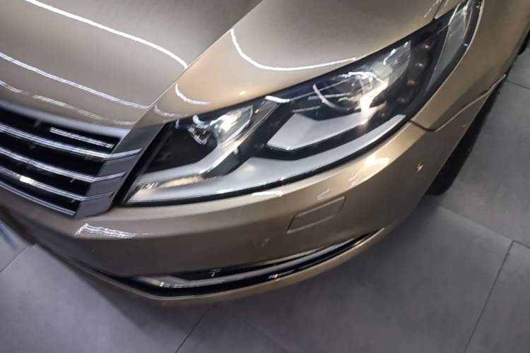 Used Volkswagen FAW-Volkswagen CC 2016 2.0 TSI Luxury Model Left Front Headlight