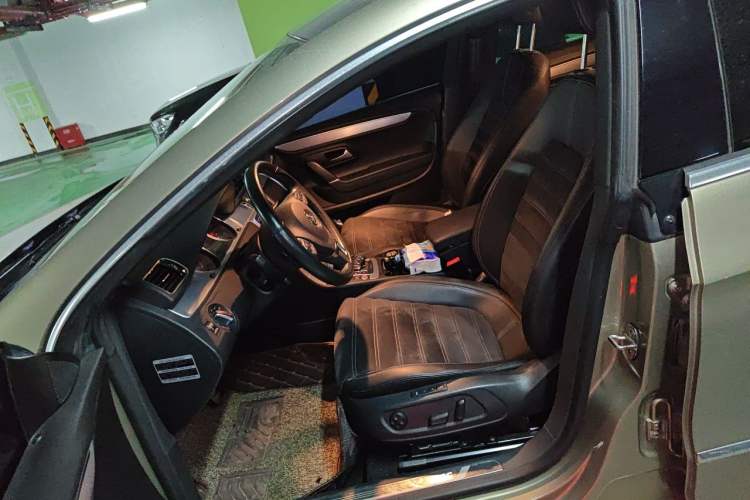 Used Volkswagen FAW-Volkswagen CC 2016 2.0 TSI Luxury Model Left Front Seat