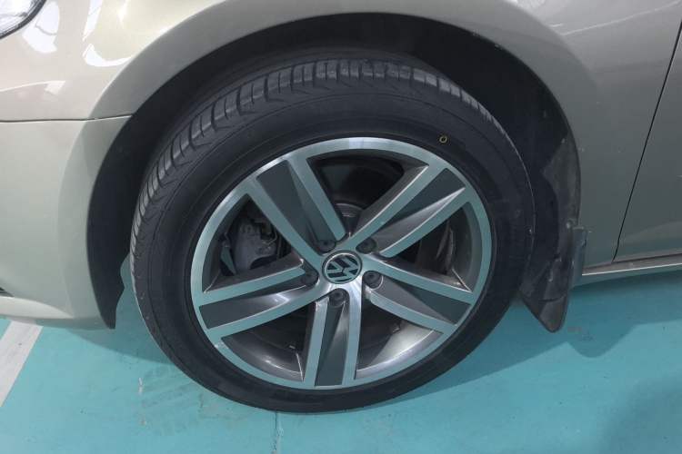 Used Volkswagen FAW-Volkswagen CC 2016 1.8TSI Prestige Model Left Front Wheel Hub