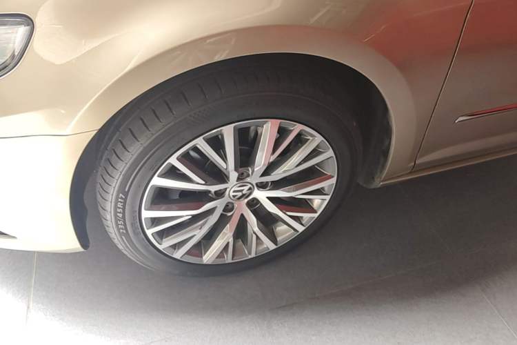 Used Volkswagen FAW-Volkswagen CC 2016 1.8TSI Luxury Model Left Front Wheel Hub