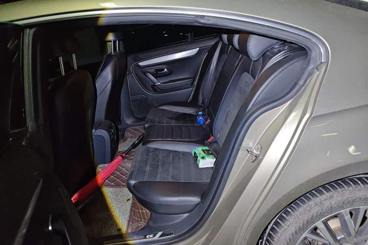 Used Volkswagen FAW-Volkswagen CC 2016 2.0 TSI Luxury Model Left Rear Seat