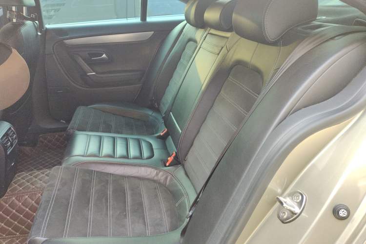 Used Volkswagen FAW-Volkswagen CC 2016 1.8TSI Luxury Model Left Rear Seat