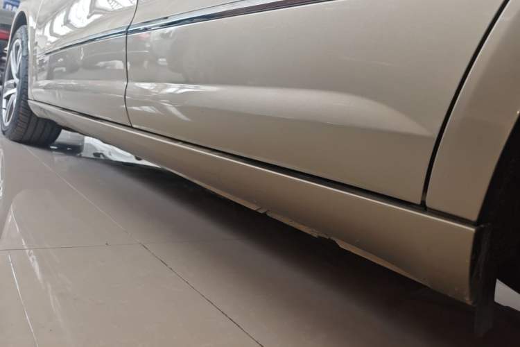 Used Volkswagen FAW-Volkswagen CC 2016 1.8TSI Luxury Model Left Side Sill