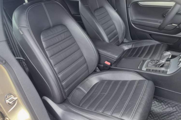 Used Volkswagen FAW-Volkswagen CC 2016 1.8TSI Prestige Model Right Front Seat