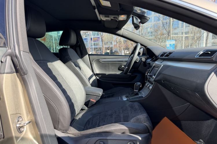 Used Volkswagen FAW-Volkswagen CC 2016 1.8TSI Luxury Model Right Front Seat