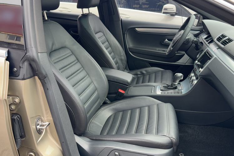 Used Volkswagen FAW-Volkswagen CC 2016 1.8TSI Prestige Model Right Front Seat