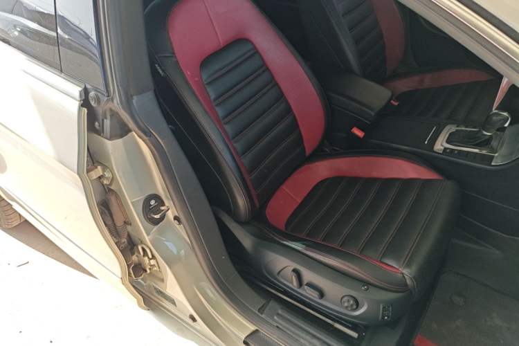 Used Volkswagen FAW-Volkswagen CC 2016 1.8TSI Luxury Model Right Front Seat