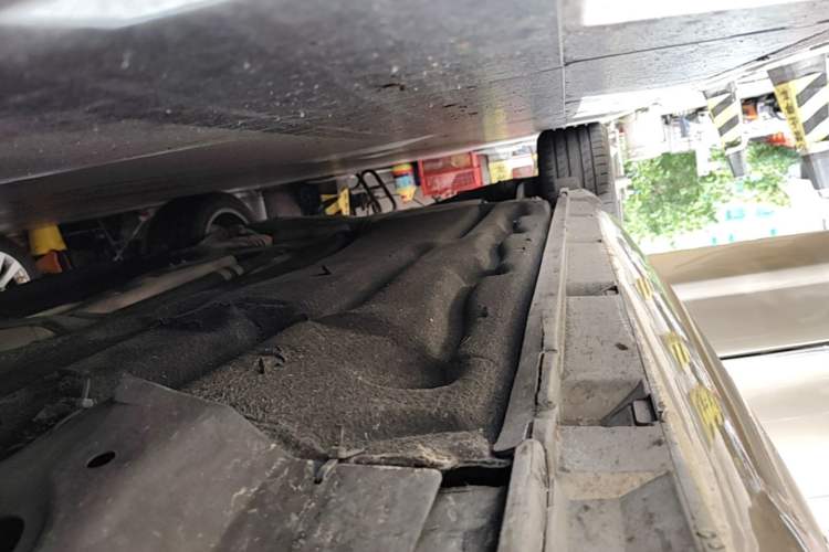 Used Volkswagen FAW-Volkswagen CC 2016 1.8TSI Luxury Model Right Side Sill