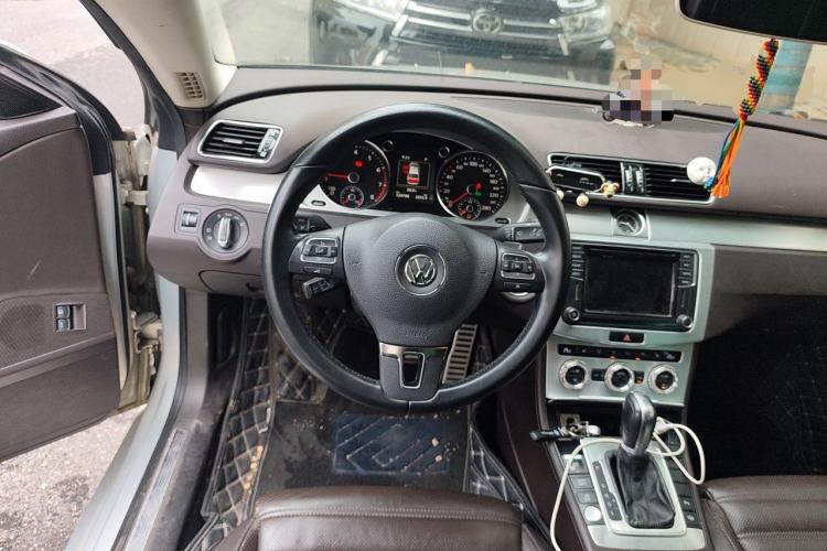 Used Volkswagen FAW-Volkswagen CC 2016 300TSI 25th Anniversary Edition Steering Wheel