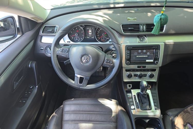 Used Volkswagen FAW-Volkswagen CC 2016 1.8TSI Luxury Model Steering Wheel