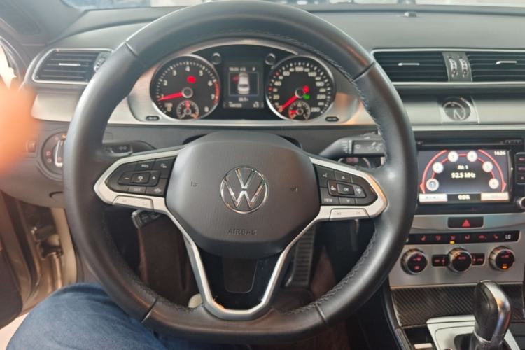 Used Volkswagen FAW-Volkswagen CC 2016 1.8TSI Luxury Model Steering Wheel