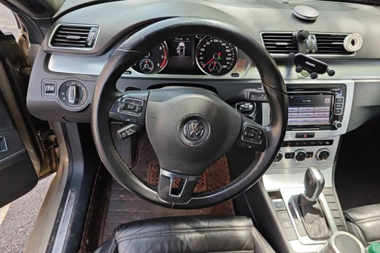 Used Volkswagen FAW-Volkswagen CC 2016 1.8TSI Prestige Model Steering Wheel