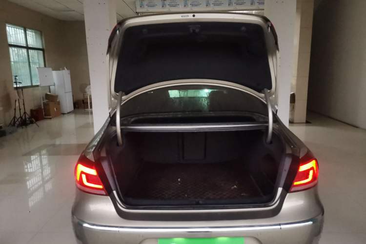 Used Volkswagen FAW-Volkswagen CC 2016 1.8TSI Luxury Model Trunk