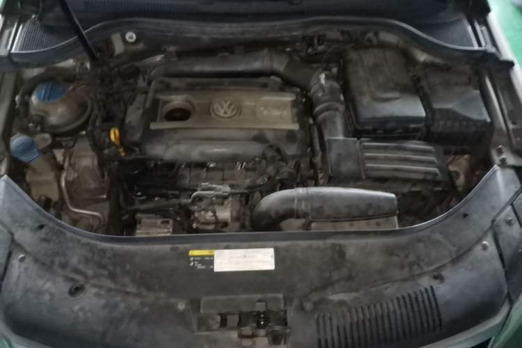 Used Volkswagen FAW-Volkswagen CC 2016 2.0 TSI Luxury Model Engine Bay
