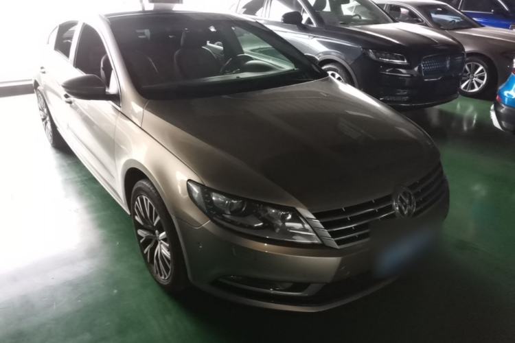 Used Volkswagen FAW-Volkswagen CC 2016 2.0 TSI Luxury Model Front Right 45 Deg