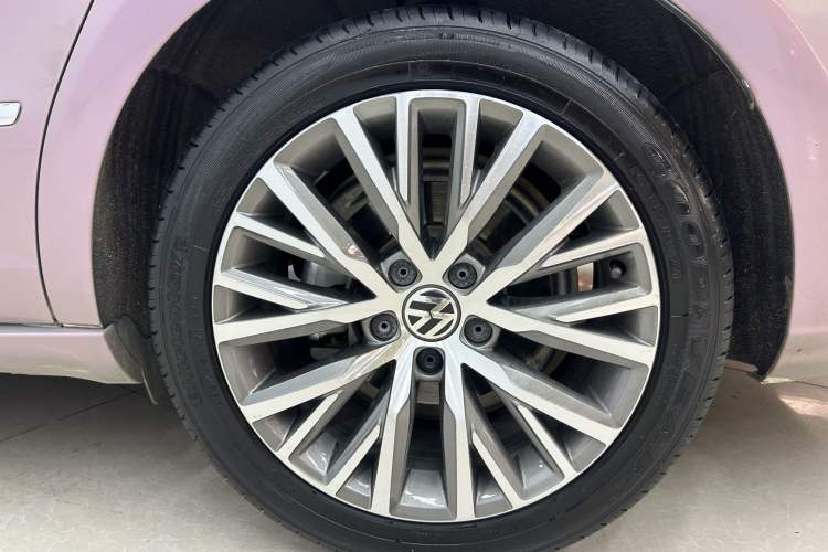 Used Volkswagen FAW-Volkswagen CC 2016 1.8TSI Luxury Model Exterior 7