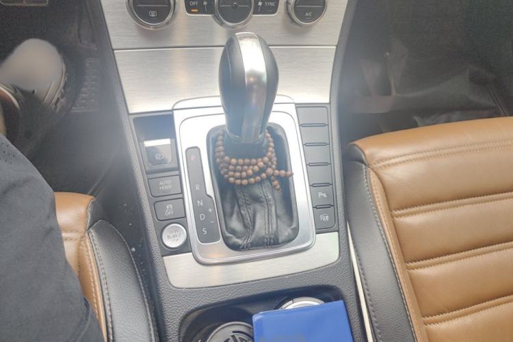 Used Volkswagen FAW-Volkswagen CC 2016 1.8TSI Luxury Model Gear Lever